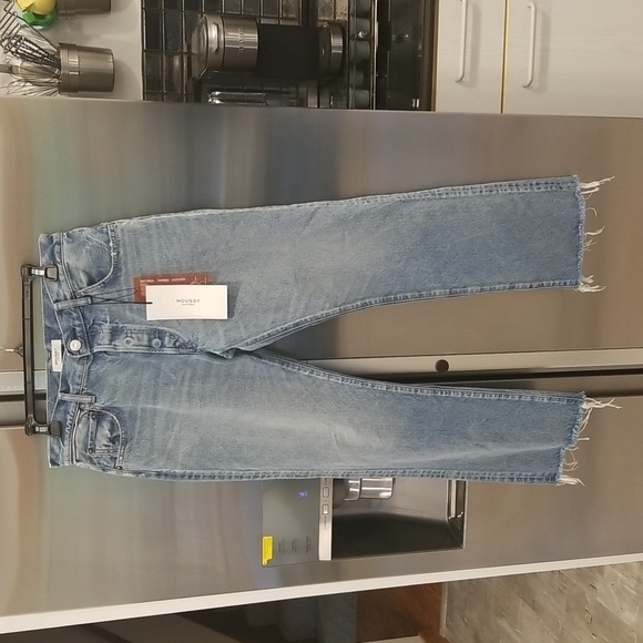 đź’•MOUSSY VINTAGEđź’• Siena Mid-Rise Straight-Leg Jeans ~ 110 Blue 29 NWT - Picture 11 of 16